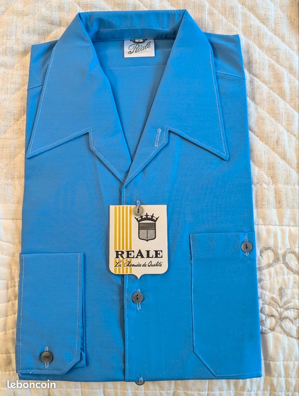 Chemises bleues casual ou formelles - du bleu clair au bleu marine