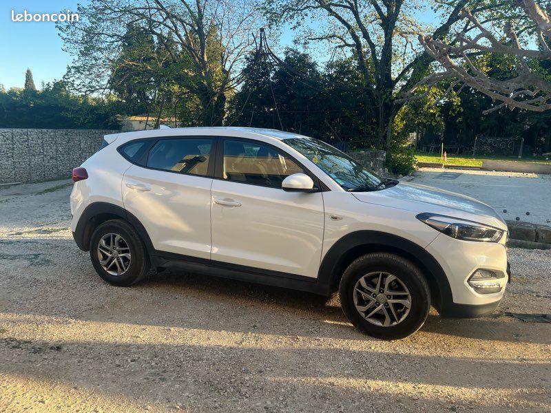 Hyundai Tucson 2017 145000 km (image 1)