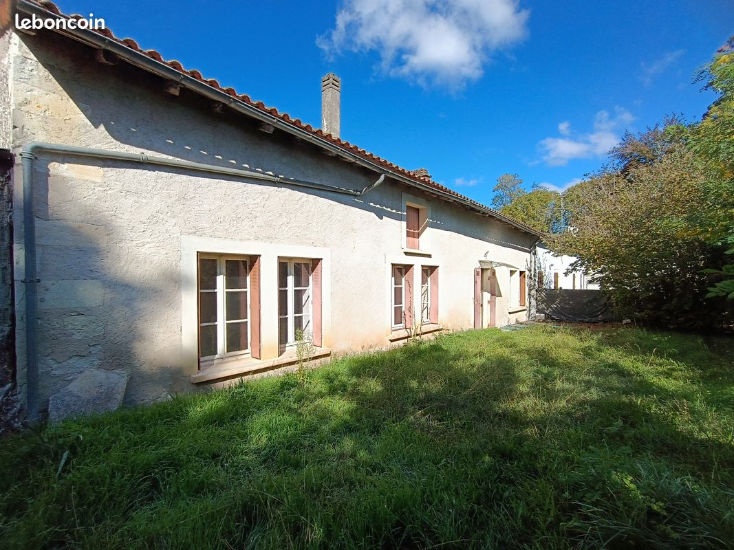 Maison 4 pièces 109 m² · à Razac-sur-l'Isle · 109 m² · 125 000 €