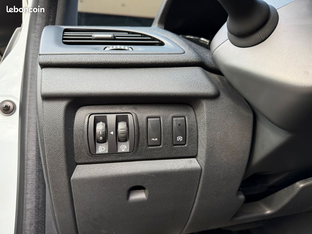 Renault Megane 3 (III) RS 275 CUP/ RECARO (image 13)