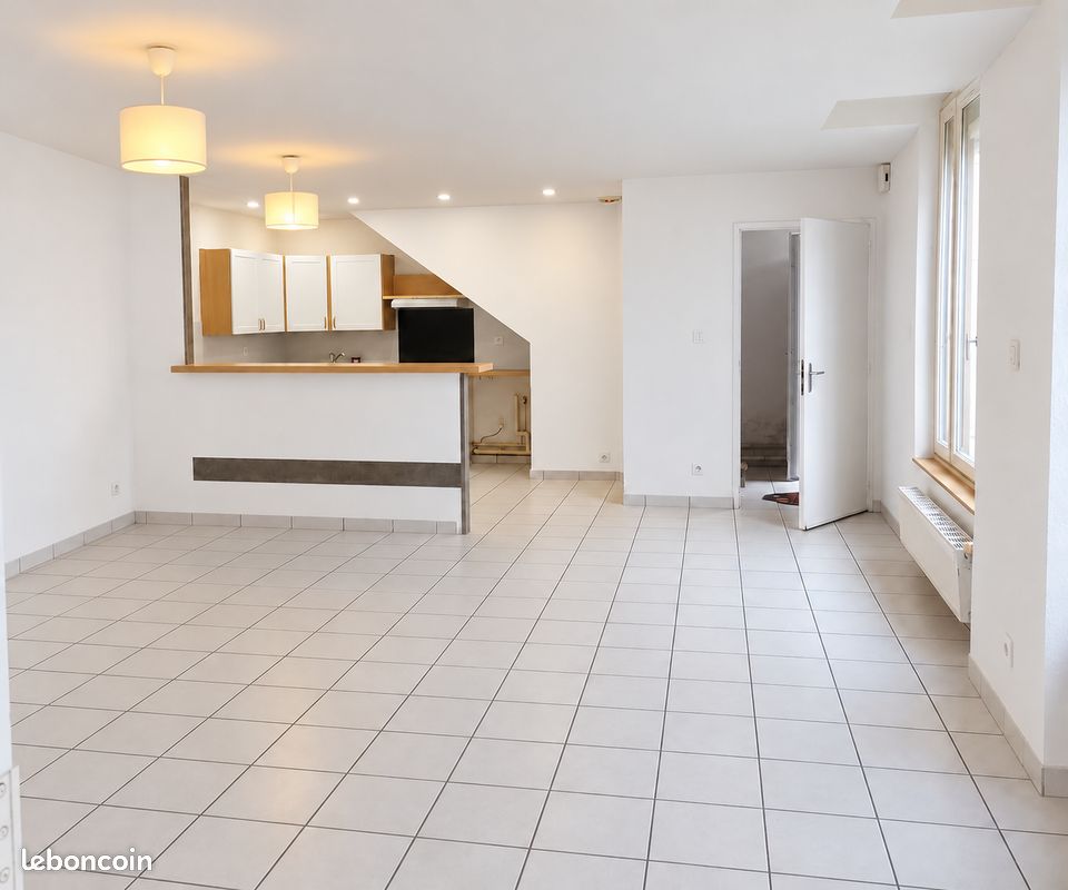 Appartement 3 pièces 75 m² · à Montluçon · 75 m² · 560 €/mois