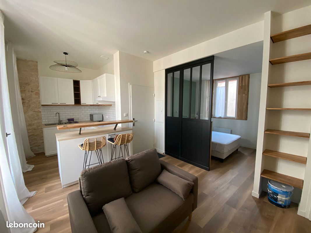 Appartement 1 pièce 30 m² · à Rochefort · 30 m² · 625 €