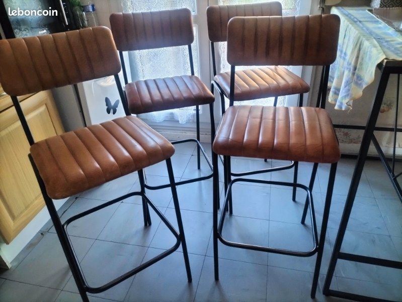 Table haute et chaises (image 5)