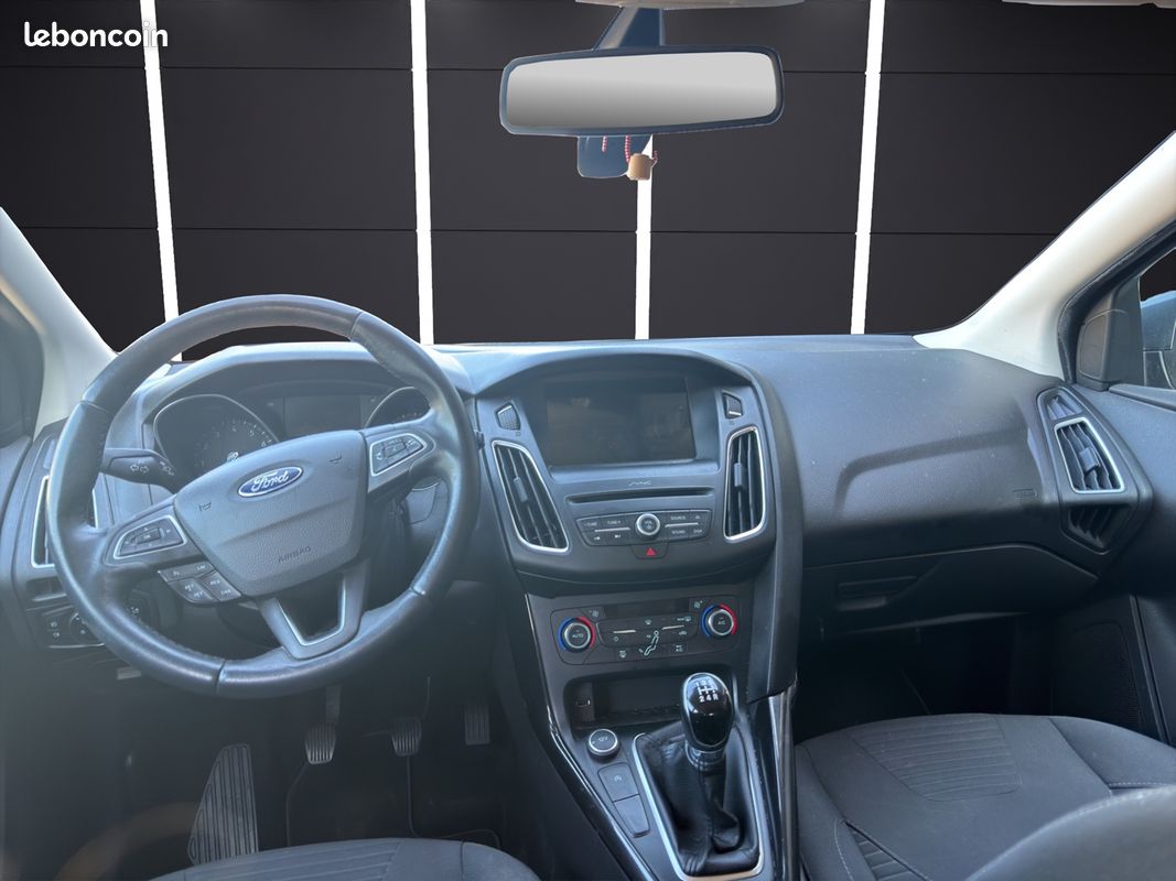 Ford FOCUS 1.0 ECOBOOST 100CH STOP&START BUSINESS NAV (image 2)