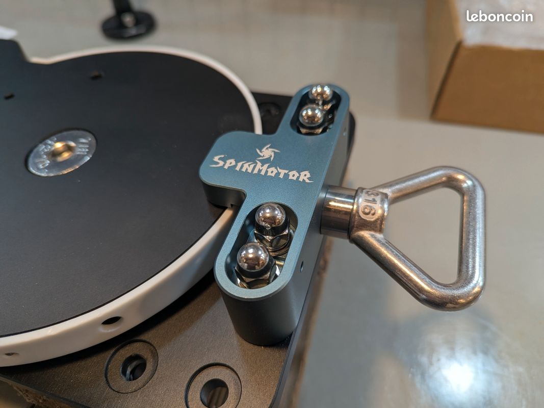 Support Bras équilibre électrique – Rotation 360° Et Inclinaison Verticale 90°, Charge 5-7 Kg