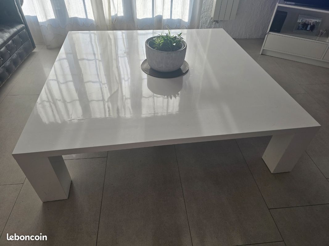 Grande table basse 160 x 160 (image 2)