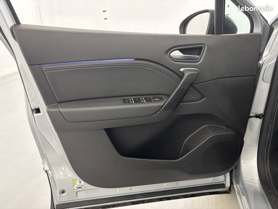 RENAULT Captur E-Tech full hybrid 145 Techno (image 11)