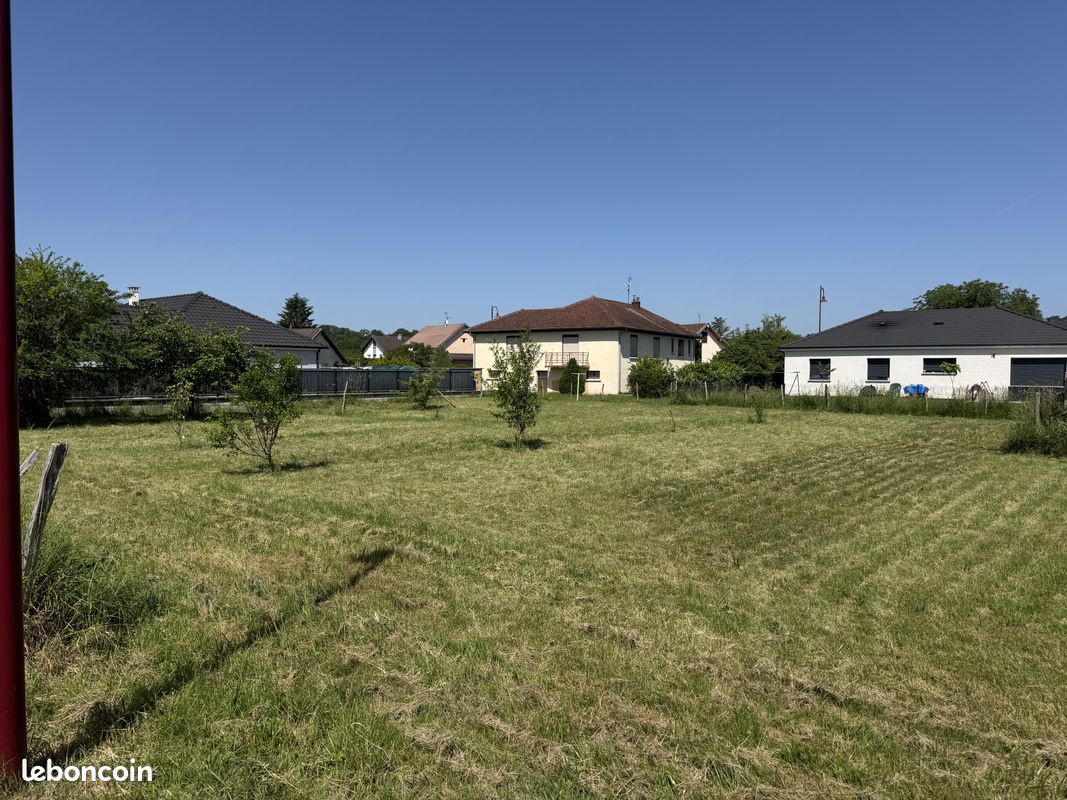 Terrain 951 m² · à Magny-Vernois · 951 m² · 55 000 €