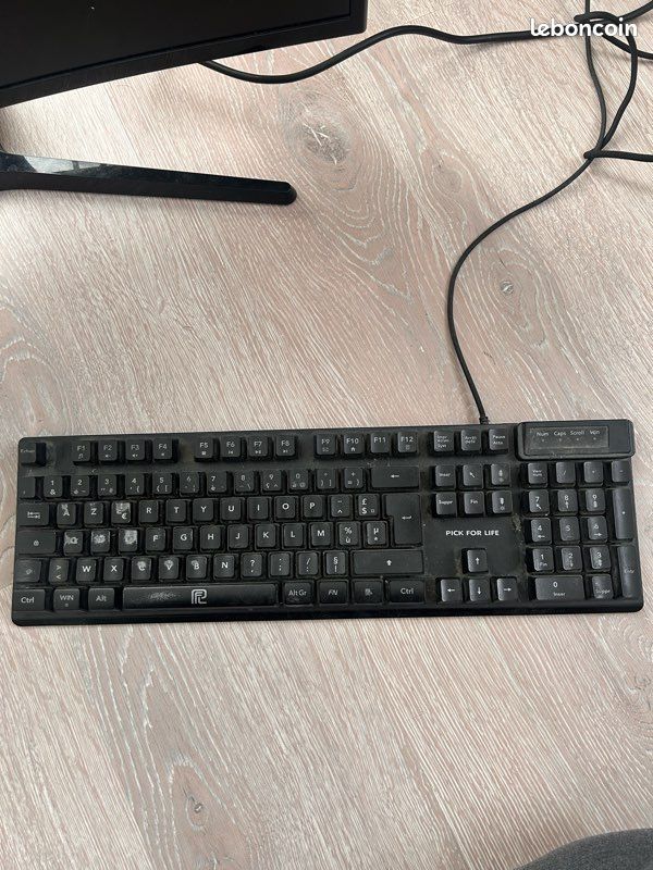 Pc gaming complet écran clavier souris (image 5)