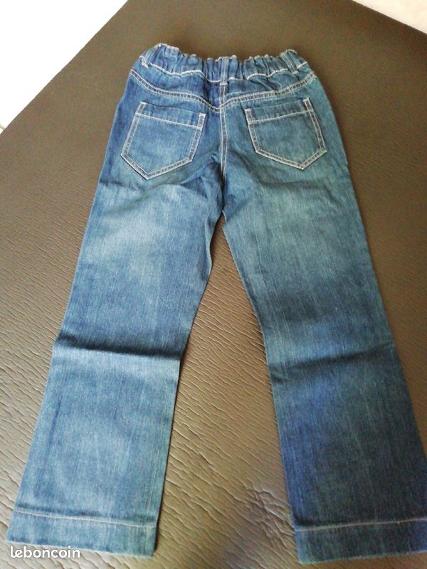 Lot fille 10 ans pantalons, t-shirt, jogging (image 5)