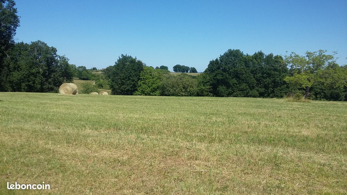 Terrain a vendre · à Fleurac · 48 900 €