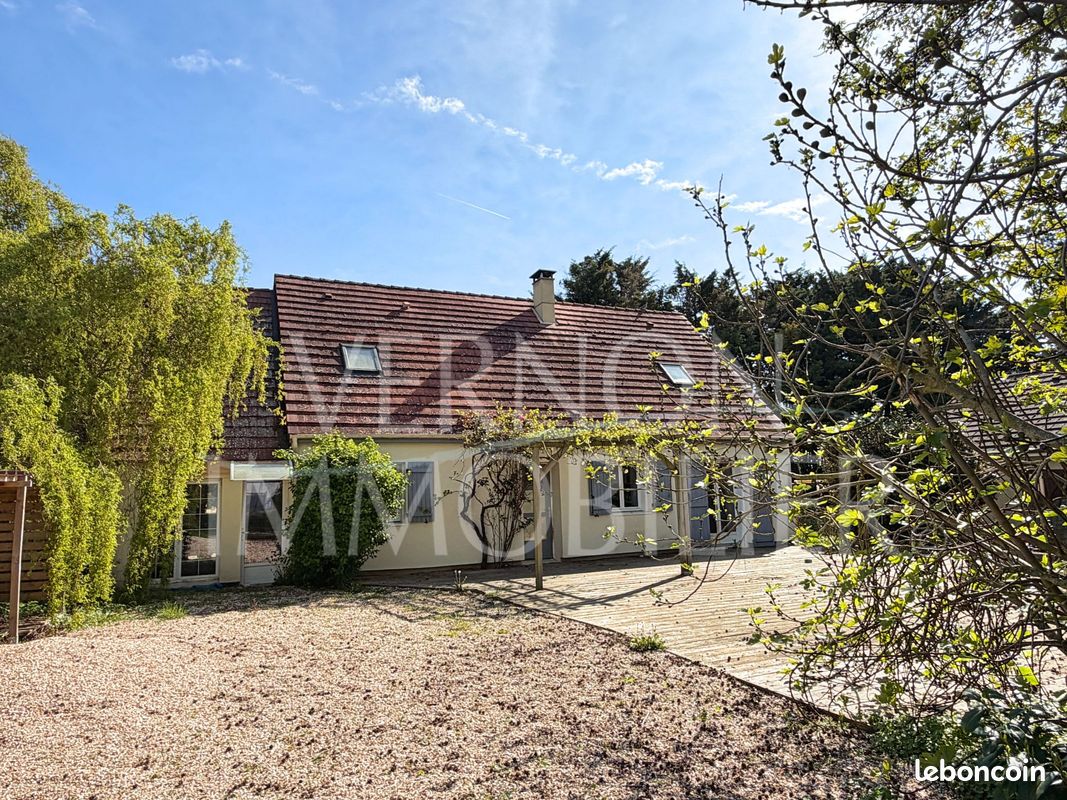 Maison 6 pièces 127 m² · à Vernon · 127 m² · 249 000 €