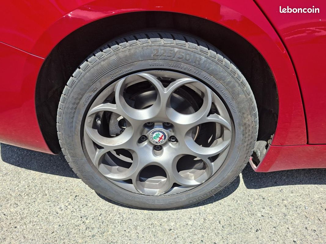 Alfa romeo giulia 2.2 jtdm 150 lusso bva - garantie 12 mois (image 23)