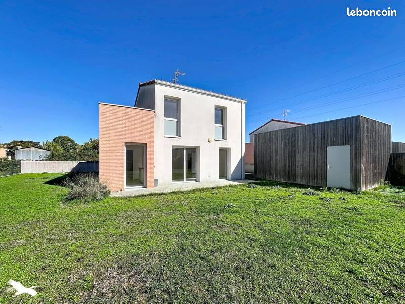 Maison 5 pièces 102 m² · à Saint-Médard-en-Jalles · 102 m² · 398 000 €