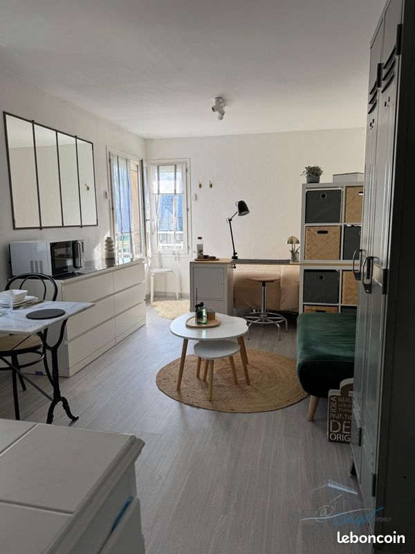 Appartement 1 pièce 25 m² · à Lardy · 25 m² · 690 €