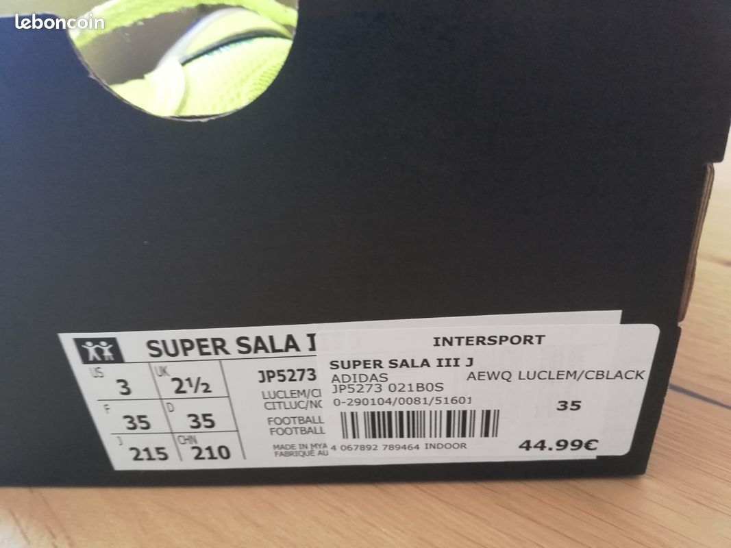 Chaussures foot salle futsal comme neuve pointure 35 (image 2)