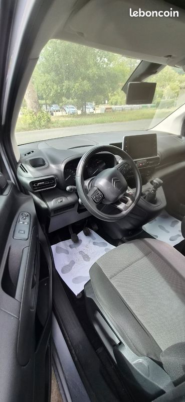 Citroen Berlingo Van M 650kg BlueHDi 100 Club / GPS + CAMERA (image 8)