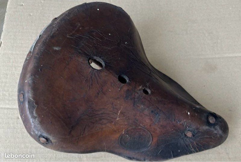 Selle vélo cuir Talbot Groupon (image 1)