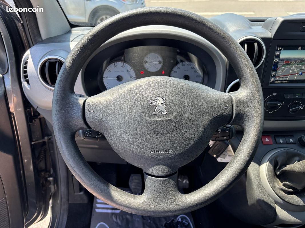 PEUGEOT PARTNER 1.6 BlueHDi 75ch Style (image 16)