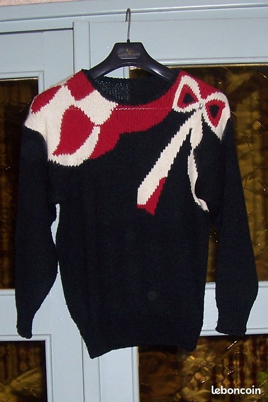 PULL NOIR pour FEMME - T. 38 (image 1)