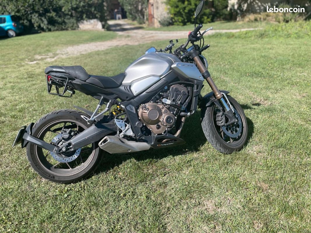 Cb 650 R - Motos