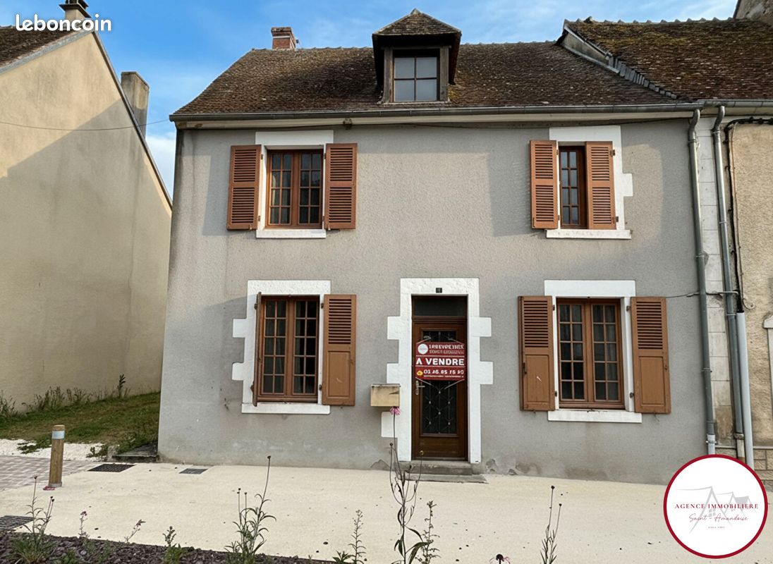 Maison 4 pièces 130 m² · à Sagonne · 130 m² · 55 000 €