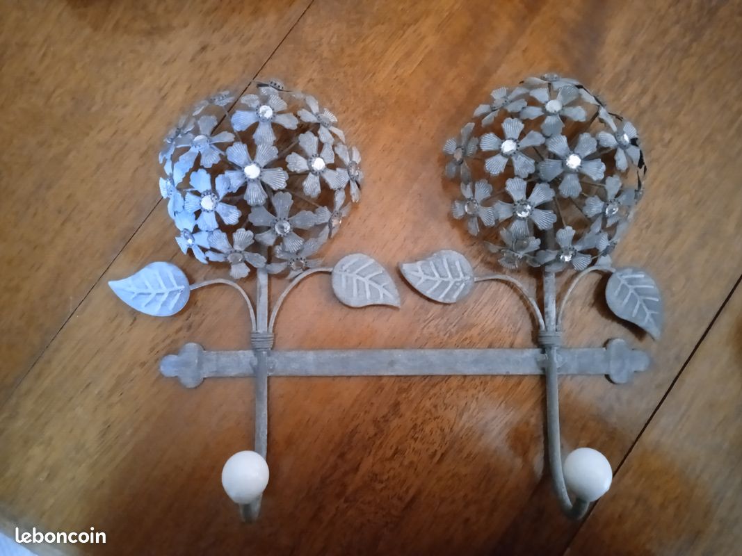 Joli porte manteau (image 1)