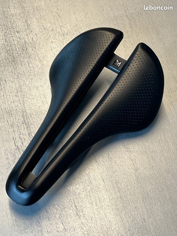 Selle Bontrager Aeolus Elite 155 (image 1)