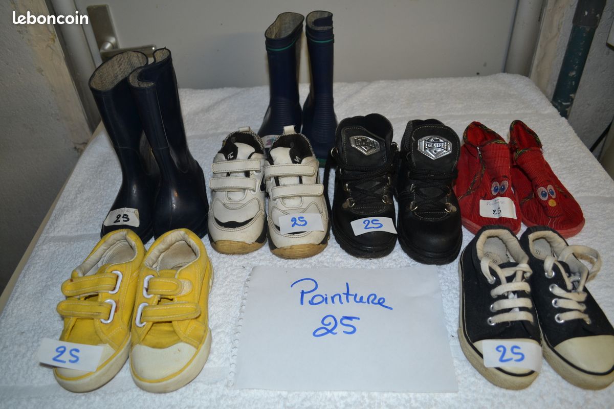 Bottine chaussure montante noire pointure 25 (image 1)