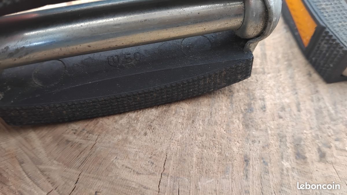 Paire De Pédales UNION Caoutchouc Noires - 9/16 - Pour Mobylette, Cyclo, Moped