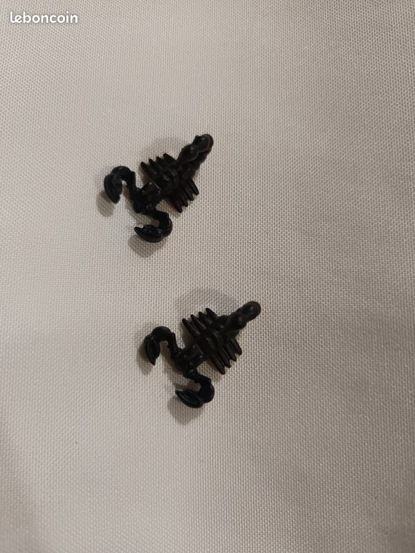 Lot de 2 scorpions Playmobil (image 1)