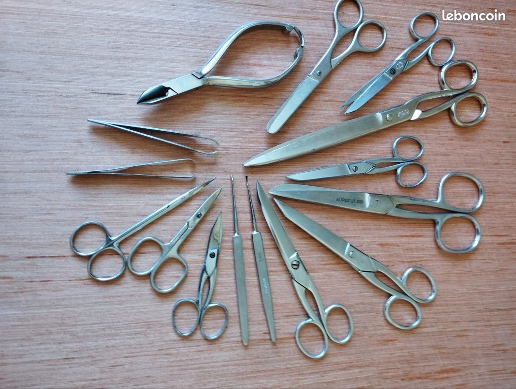 Instruments + ciseaux (image 1)