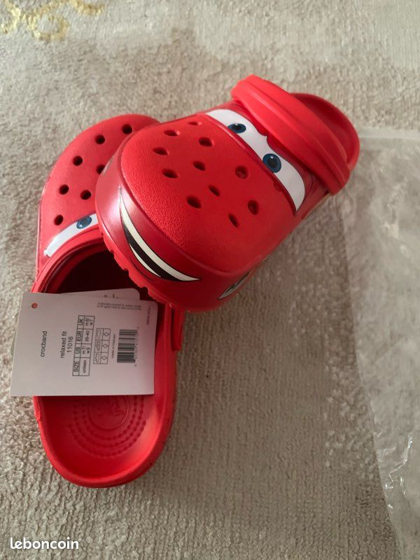 Crocs CARS taille 39/40 (image 5)