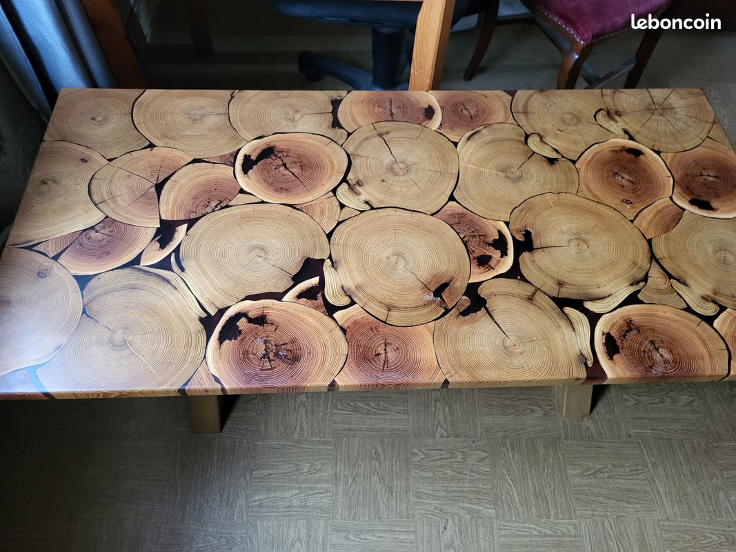 Table basse bois et résine (image 11)