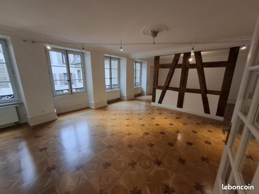 Appartement 5 pièces 136 m² · à Strasbourg · 136 m² · 1 945 €/mois