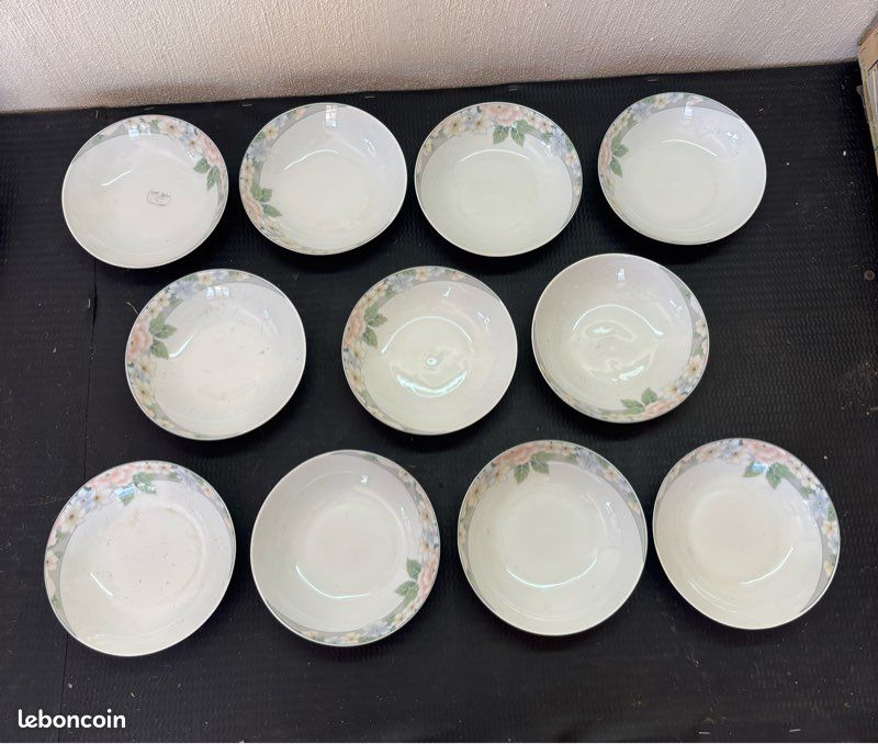 Service 10 Coupelles Porcelaine Eschenbach Bavaria Décor Floral (image 1)