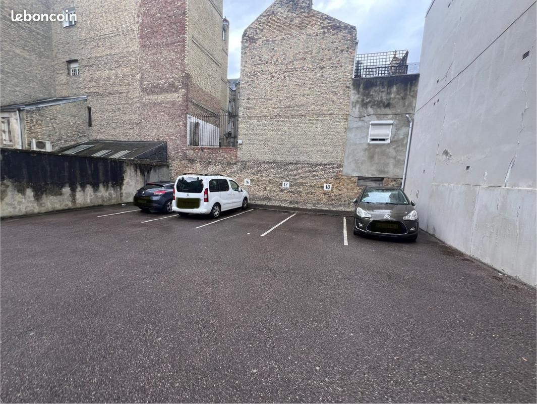 Parking Le Havre · 15 000 €