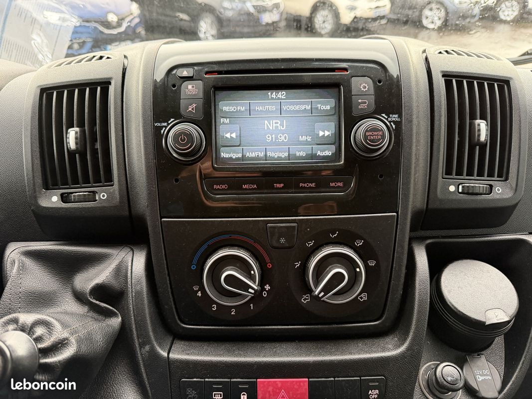 Citroen JUMPER FG 33 L2H2 2.0 BLUEHDI 110 CABINE APPROFONDIE CONFORT (image 12)