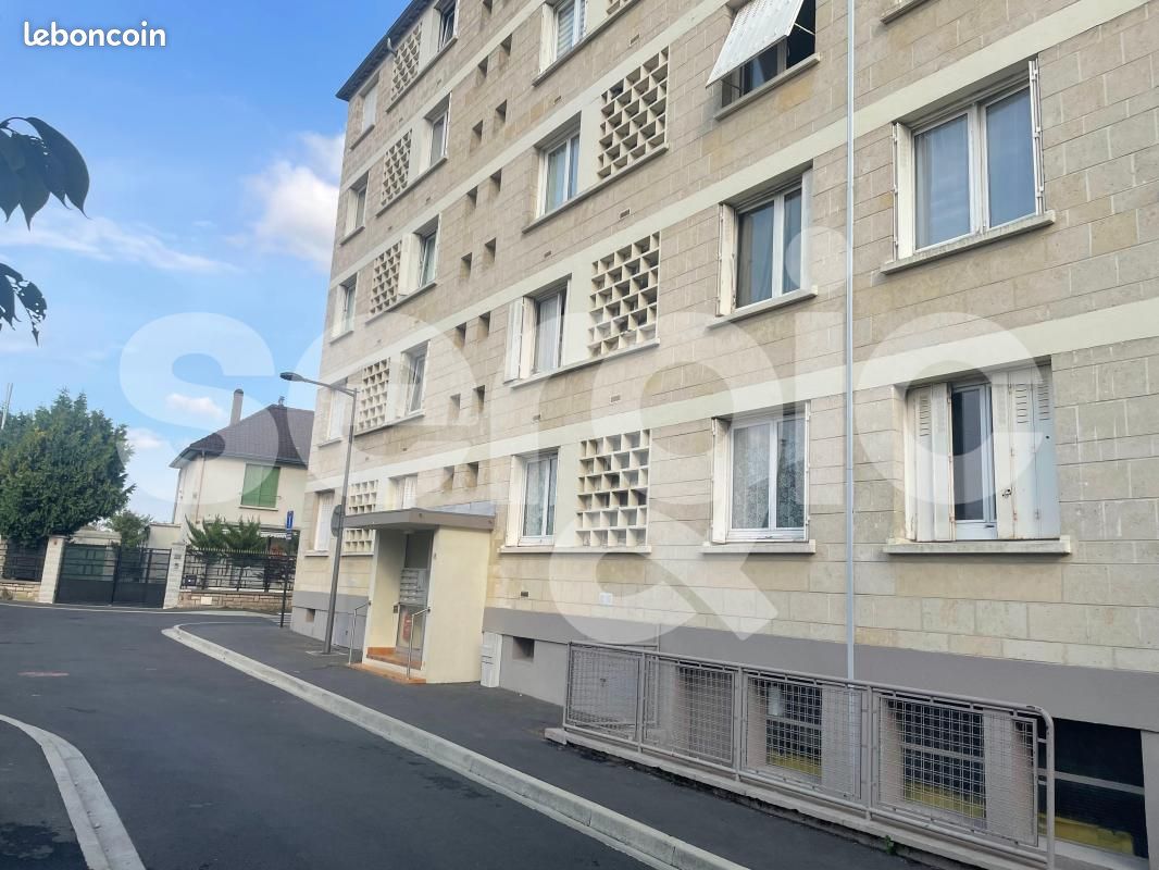 Appartement 3 pièces 54 m² · à Deuil-la-Barre · 54 m² · 1 069 €/mois