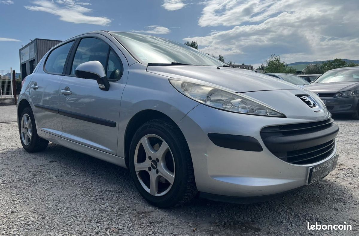 Peugeot 207 1.4 VTI 95 Ch Garantie (image 1)