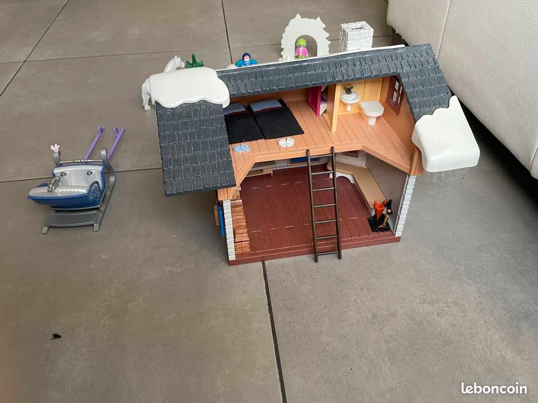 Chalet playmobils (image 3)