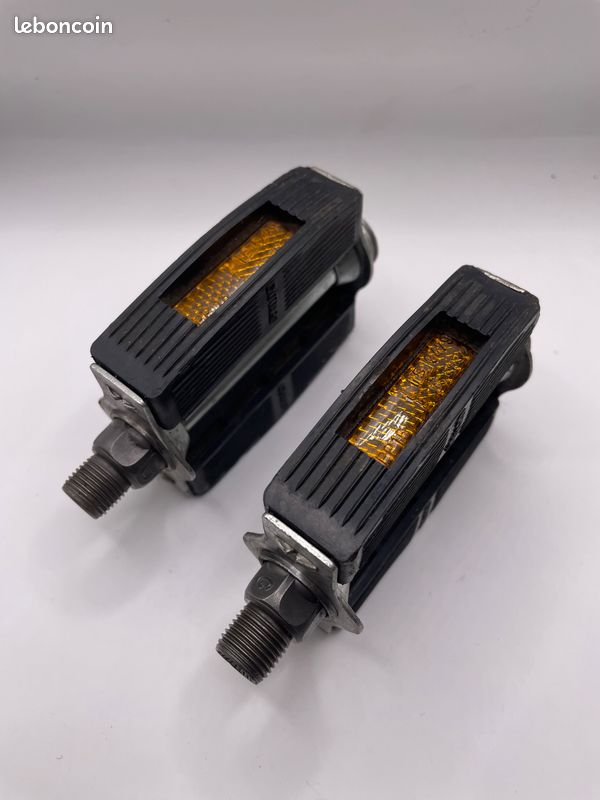 PAIRE DE PÉDALES / pedals - LYOTARD 🇫🇷 EUR 30,00 - PicClick FR
