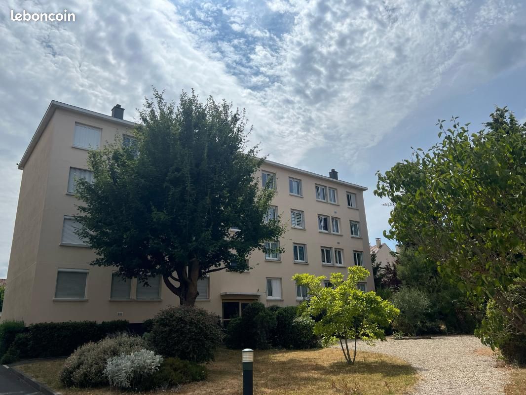 Appartement 3 pièces 65 m² · à Antony · 65 m² · 1 300 €/mois