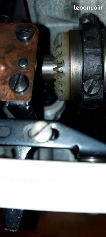 Machine à coudre Singer model 478 (image 3)