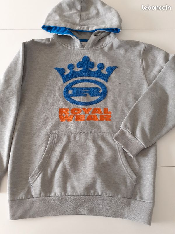 Sweat shirt à capuche (image 1)