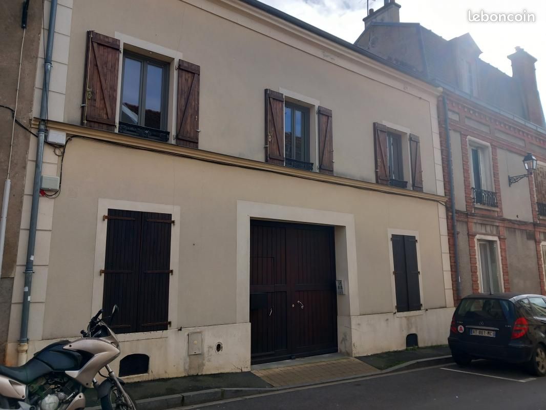 Immeuble 6 pièces 124 m² (image 1)