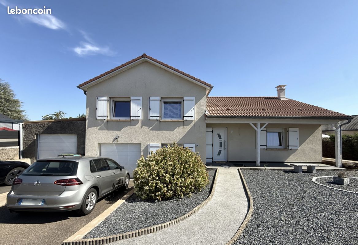 Maison 5 pièces 95 m² · à Tressange · 95 m² · 440 000 €