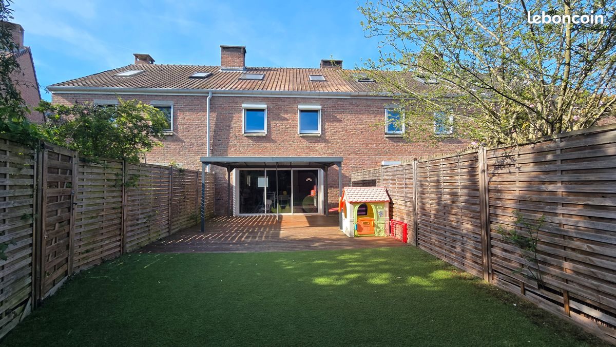 Maison 5 pièces 93 m² · à Éragny · 93 m² · 285 000 €