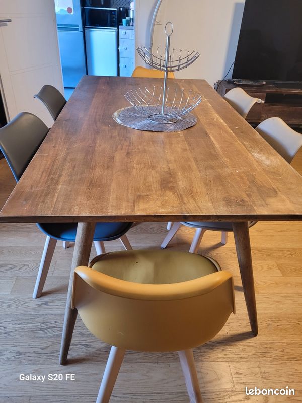 Table à manger maison du monde et 6 chaises (image 2)