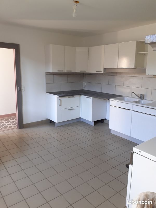Appartement 3 pièces 102 m² · à Sommerécourt · 102 m² · 520 €/mois